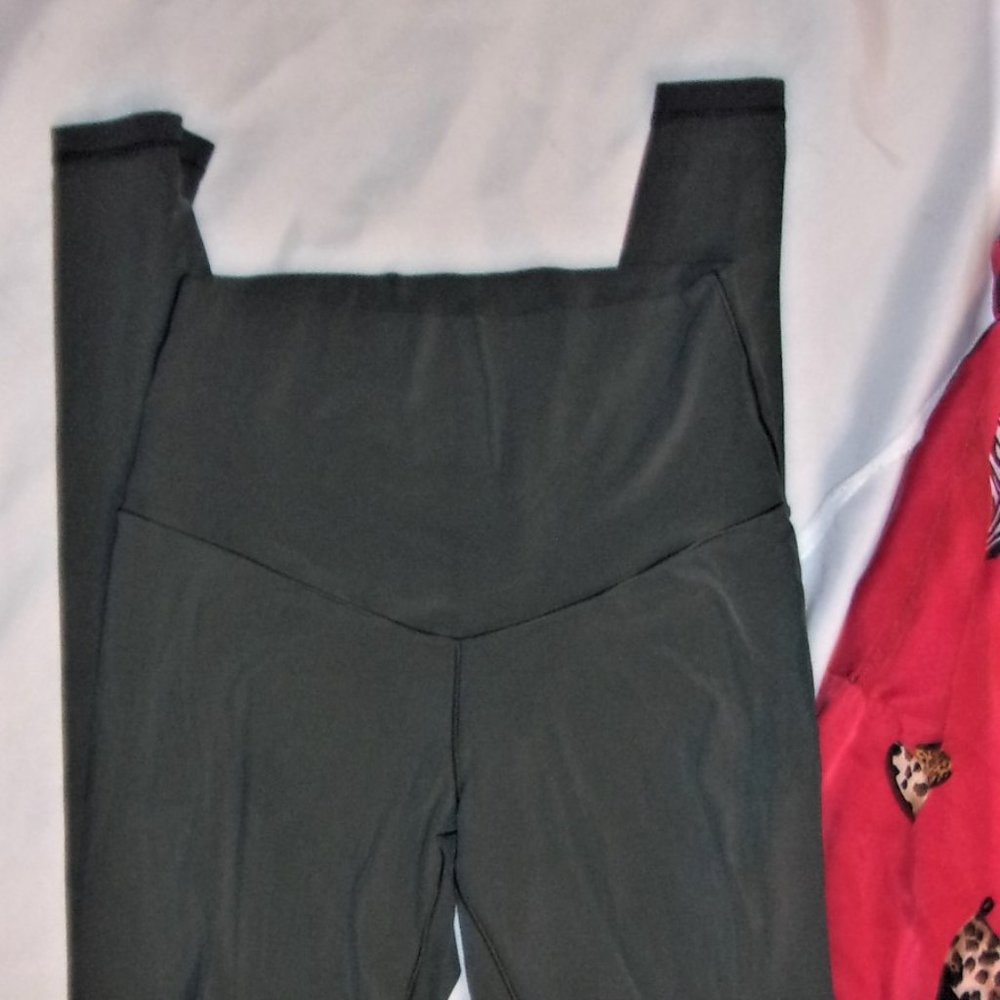 size medium active wear work out pants womens leggings gym gray
